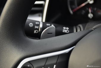 2017款哈弗H6 换代1.3T自动两驱时尚型蓝标