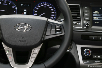 2016款名图1.8L自动DLX尊贵型