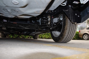 2017款中华H3 1.5L手动精英型