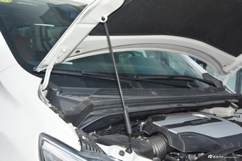 2018款上汽大通G10 PLUS 2.0T自动豪华行政版