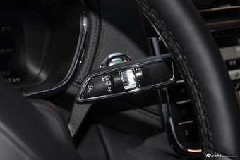 2017款林肯大陆2.0T自动两驱尊享版