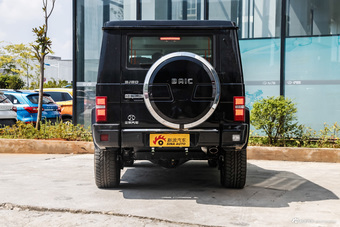 2016年北京BJ80 2.3T自动尊贵版