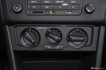 2016款POLO 1.4L手动风尚版