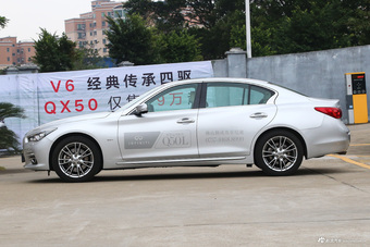2016款英菲尼迪Q50L 2.0T自动豪华版 