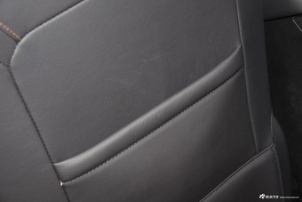 2015款 宝骏560 1.8L手动精英型