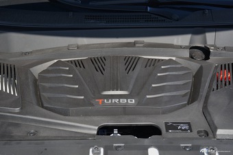 2016款DX7 1.5T自动白骑饰