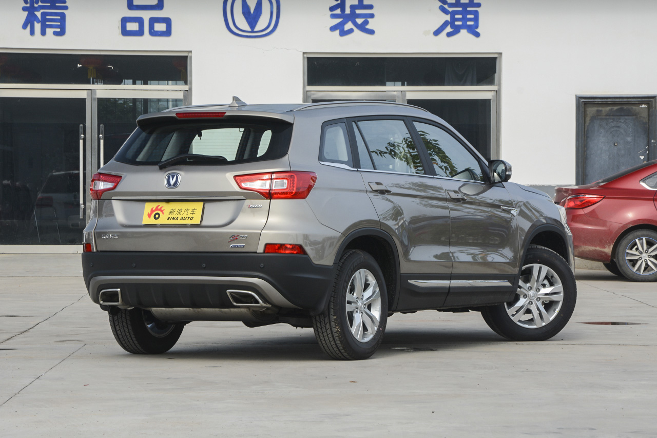 2017款长安CS75尚酷版 1.5T自动锋享型