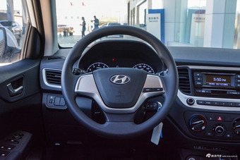 2016款悦纳1.4L自动炫酷版GLS