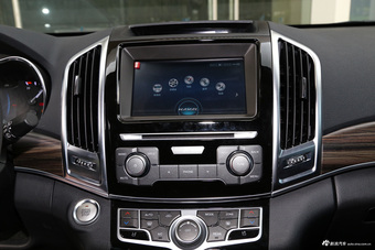 2017款哈弗H9 2.0T自动汽油尊贵型7座