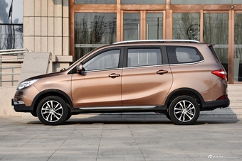 2017款伽途im8 1.5L手动智炫型