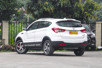 2017款海马S5强动力版1.5T手动尊贵型