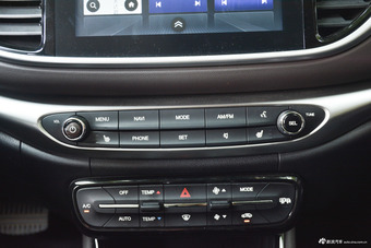 2018款传祺GA4 1.3T自动尊贵版200T