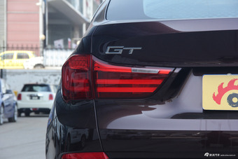 2017款宝马5系GT 2.0T自动528i领先型
