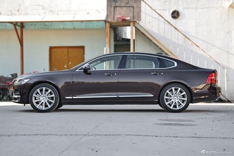 2017款沃尔沃S90 2.0T自动T5智尊版