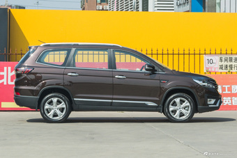 2017款比速T5 1.5T手动豪华型