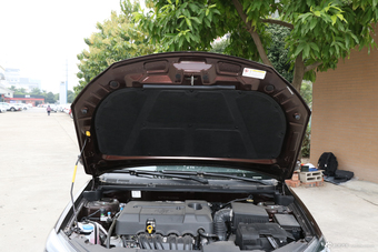 2018款吉利帝豪1.5L手动豪华型