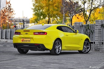 2017款科迈罗2.0T自动RS