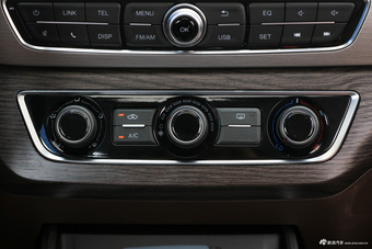 2018款风行SX6 1.6L自动豪华型