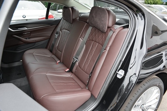2018款宝马 5系改款 530Li xDrive 豪华套装