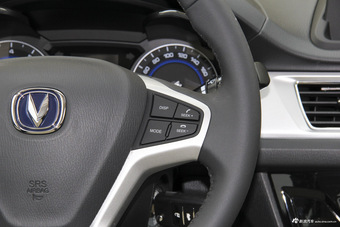 2016款悦翔V7 1.6L手动乐趣型国V