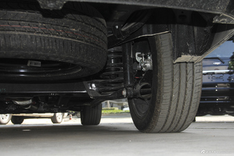 2018款瑞风R3 1.6L手动豪华型