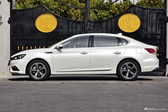 2018款名爵6新能源 45T E-DRIVE智驱混动PILOT超级互联网版