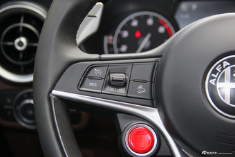  2017款Stelvio 2.0T 280HP自动豪华版