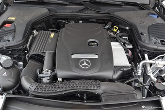 2016款奔驰E级E300L 豪华型