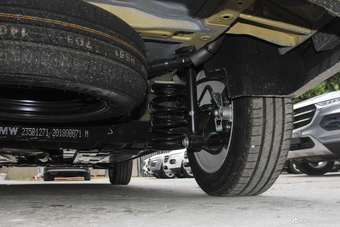 2018款宝骏360 1.5L手动精英型 