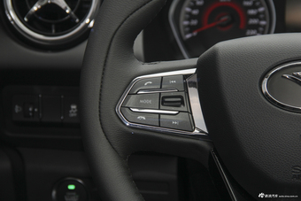 2018款东南DX3 1.5L手动尊贵型