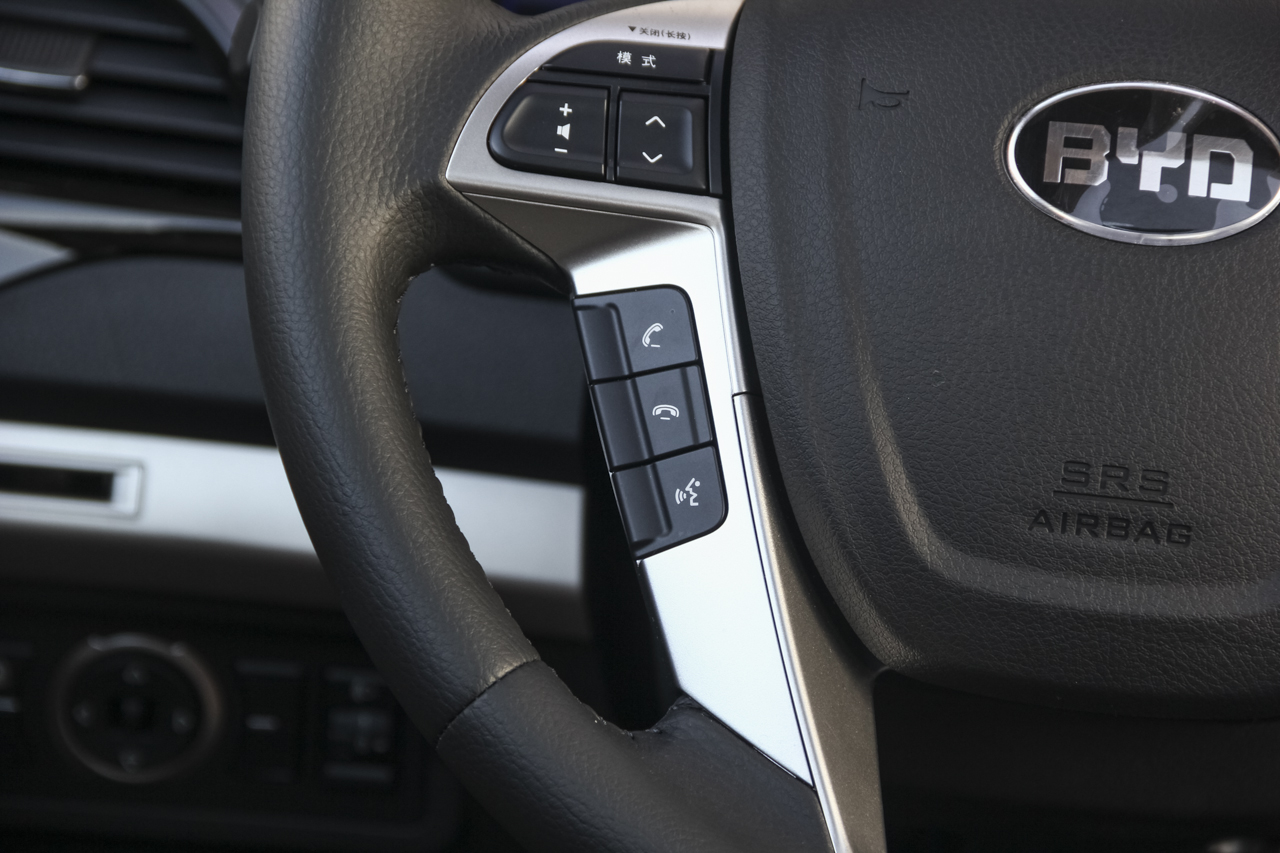 2017款比亚迪S7 1.5T手动尊贵型