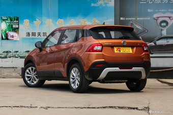 2016款中华V5 1.5T自动两驱智能型