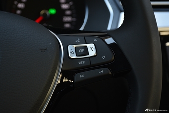 2019款迈腾2.0T自动330TSI DSG领先型