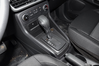 2018款翼搏1.5L自动精翼型