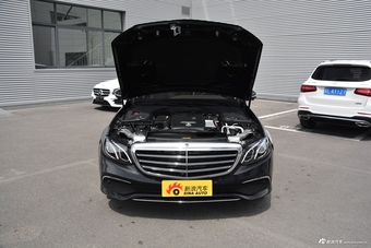 2018款奔驰E级改款2.0T自动 300L 时尚型