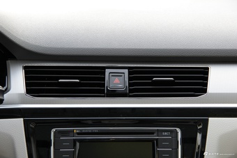 2017款大众蔚领 1.4T 自动舒适型（白色）