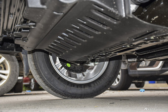 2016款北汽幻速S3L 1.5L手动尊享型