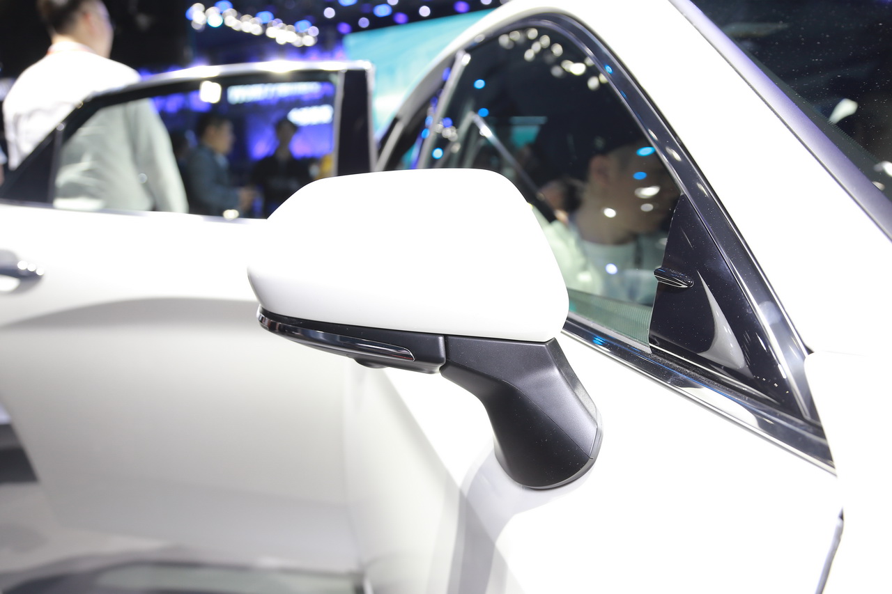 2018广州车展实拍：亚洲龙