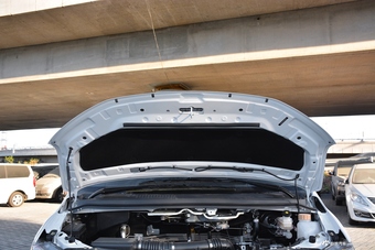 2018款菱智M5 1.6L手动7座豪华型