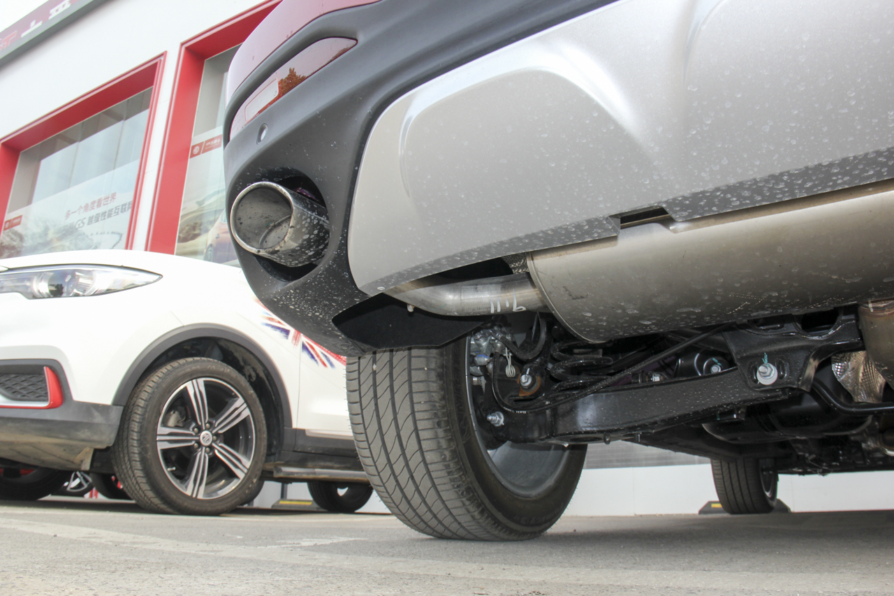 2018款名爵HS 1.5T自动两驱20T荷尔蒙劲情版