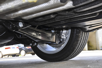 2016款迈腾1.8T自动TSI智享豪华型 幻影黑