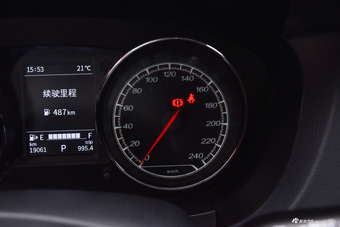 2016款骏派A70 1.6L自动豪华型 