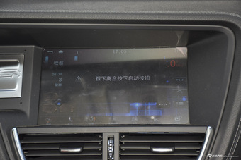 2016款众泰T600 1.5T手动尊贵型运动版
