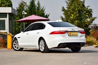 2018款捷豹XFL 2.0T自动250PS尊享版