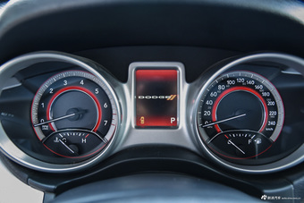 2013款酷威2.4L自动尊尚版