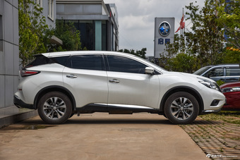 2015款楼兰 2.5L自动XV RES Plus两驱豪雅版