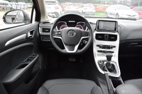 2017款中华H3 1.5L自动精英型