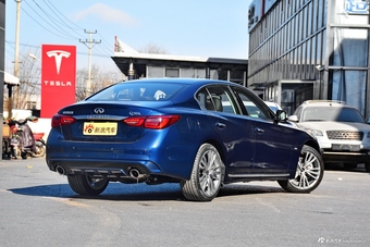 2018款英菲尼迪Q50L 2.0T自动豪华运动版