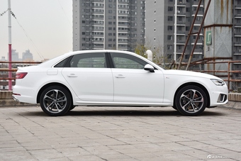 2019款奥迪A4L 2.0T自动40 TFSI运动型 国V