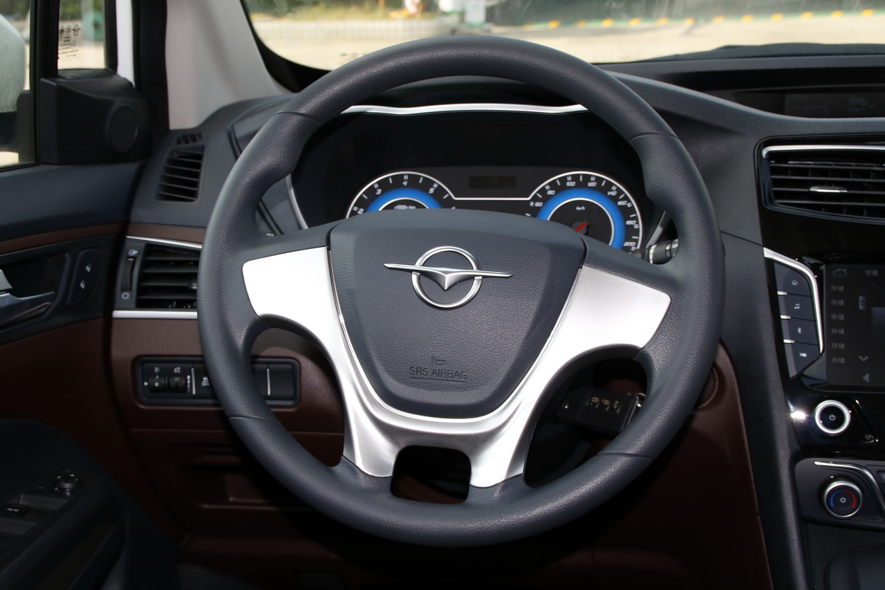 2017福美来七座版1.5T手动适·享型7座